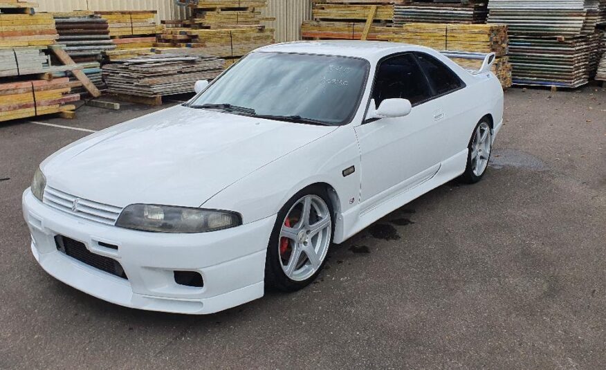 Nissan Skyline R33 GTS25T