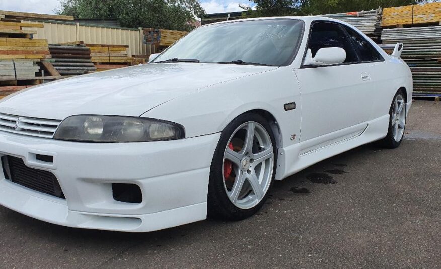 Nissan Skyline R33 GTS25T