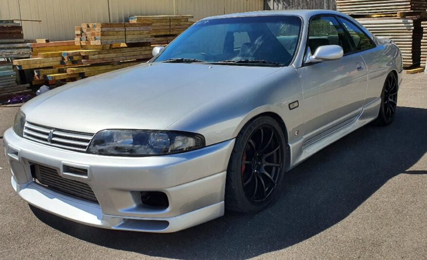 Nissan Skyline R33 GTS25T