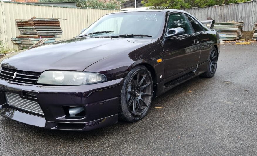 Nissan Skyline R33 GTS25T