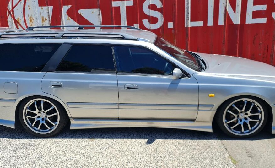 1997 Nissan Stagea