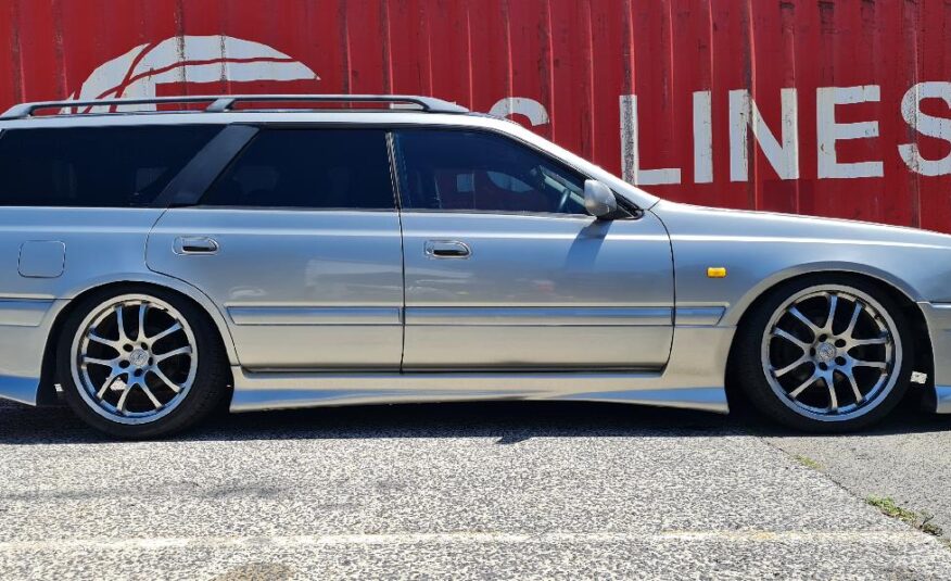 1997 Nissan Stagea