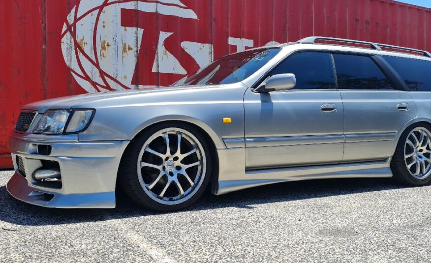 1997 Nissan Stagea