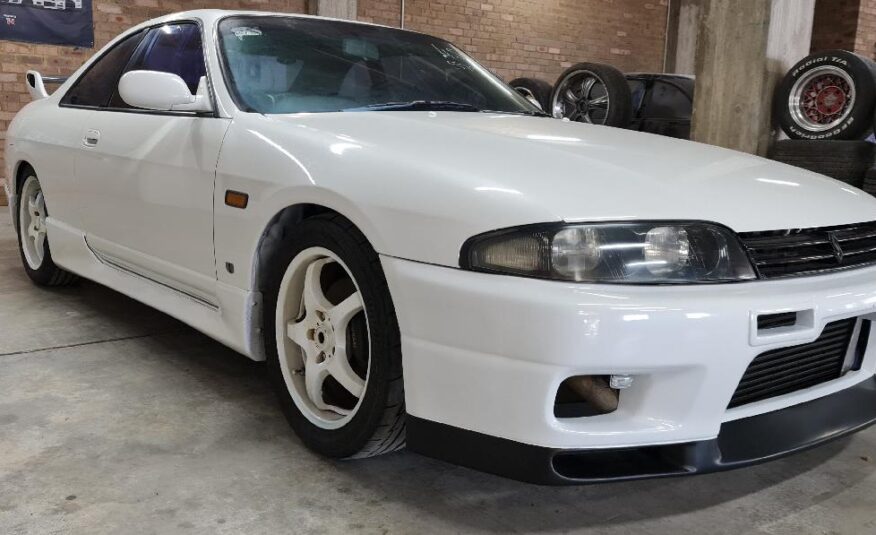 1995 Nissan Skyline R33 GTS25T