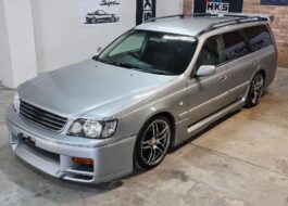 Nissan Stagea 260 RS