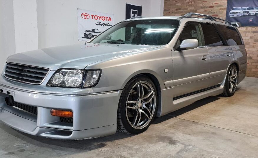 Nissan Stagea 260 RS