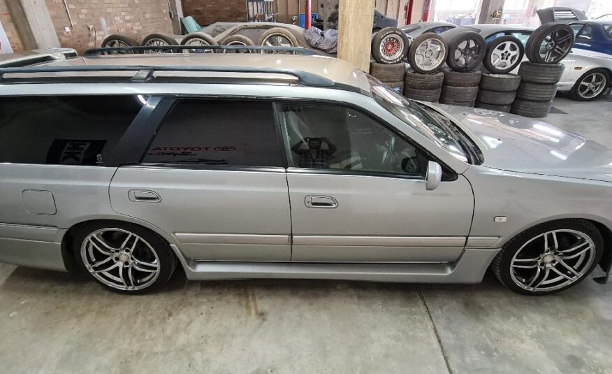 Nissan Stagea 260 RS