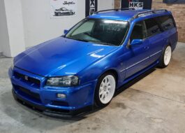 Nissan Stagea