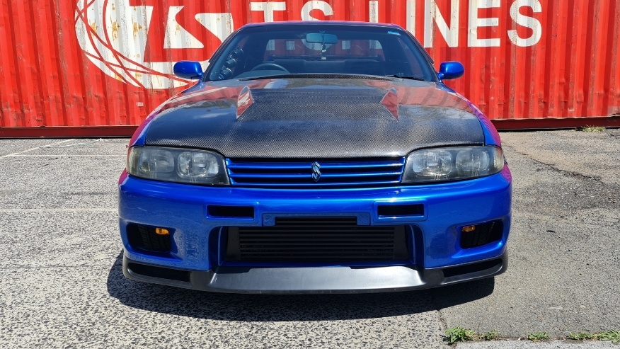 Nissan Skyline R33 GTST