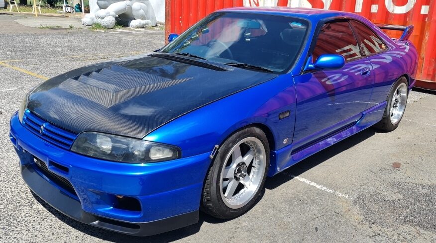 Nissan Skyline R33 GTST