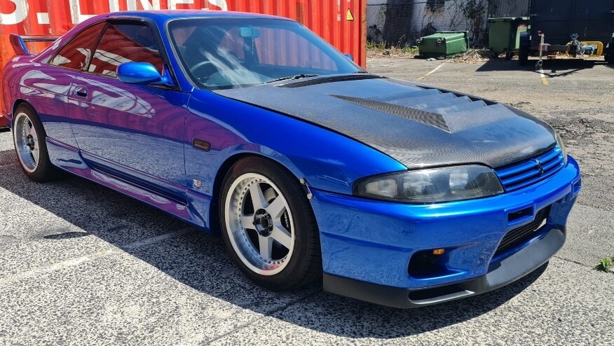 Nissan Skyline R33 GTST