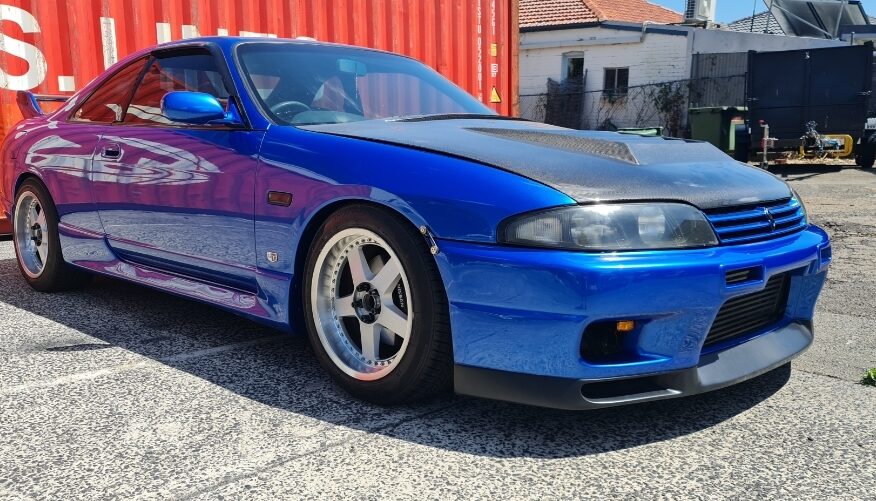 Nissan Skyline R33 GTST