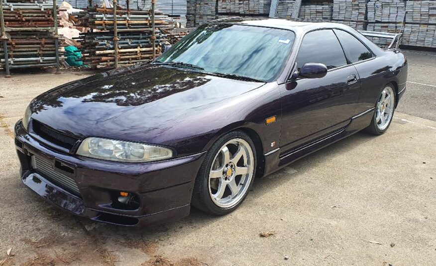 1994 Nissan Skyline R33 GS25T