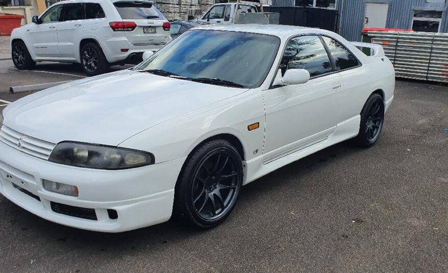 1994 Nissan Skyline R33 GS25T